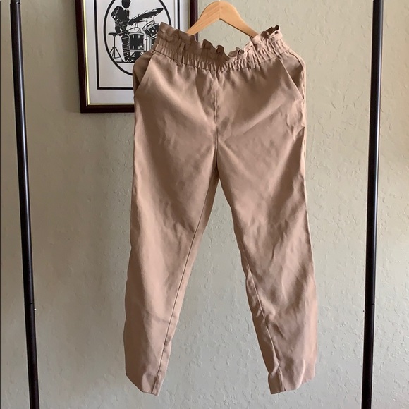 Paper bag pants. - Picture 1 of 2